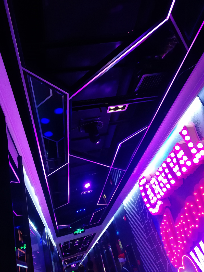 ����KTV�OӋ��˾